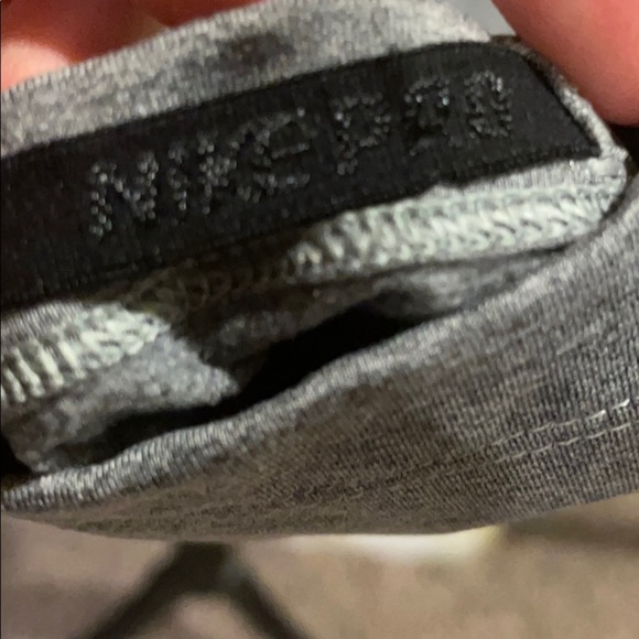 Women’s Nike Dri-Fit JJC Dance Sweater - Picture 4 of 6